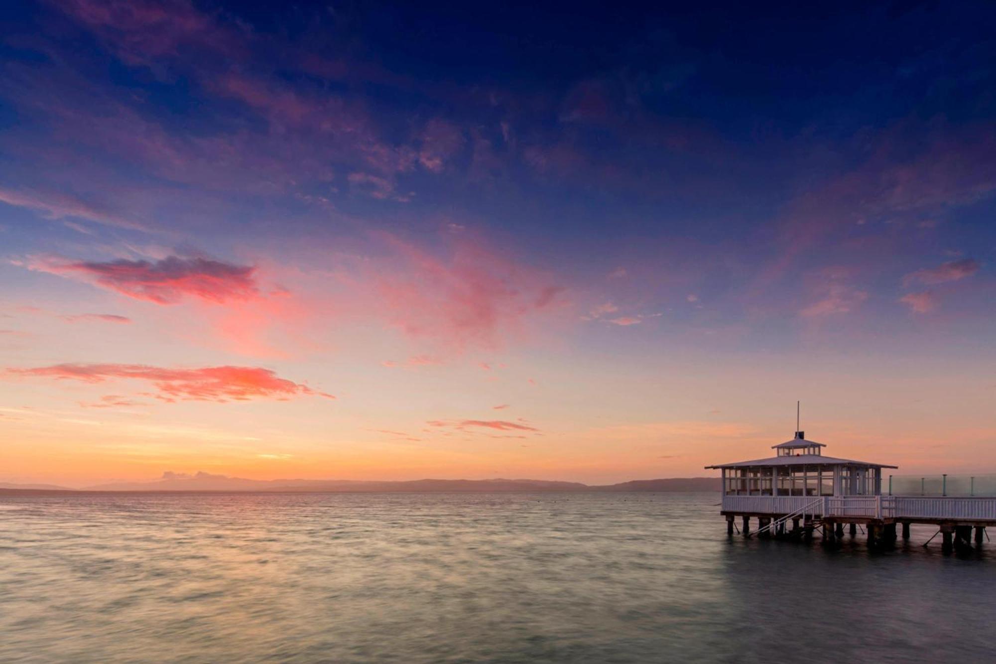 Hotel Paracas, A Luxury Collection Resort, Paracas Exterior foto Sunset at the pier